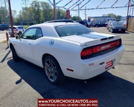 Another view of 2010 Dodge Challenger SE for sale in Crestwood, IL at Your Choice Autos - Crestwood