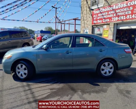 Photos of 2007 Toyota Camry SE 4dr Sedan (2.4L I4 5A) for sale in Crestwood, IL at Your Choice Autos - Crestwood