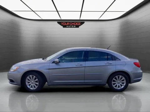 Photos of 2014 Chrysler 200 Touring for sale in Crestwood, IL at Your Choice Autos - Crestwood