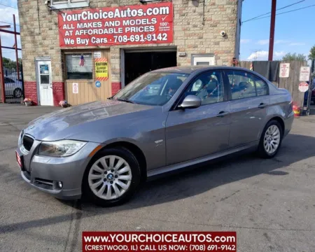 Silver 2009 BMW 3 Series 328i xDrive for sale in Crestwood, IL