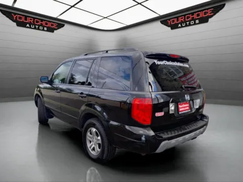 Another view of 2004 Honda Pilot EX for sale in Crestwood, IL at Your Choice Autos - Crestwood