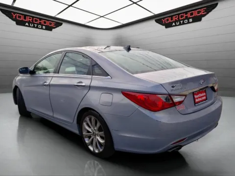 Another view of 2012 Hyundai Sonata 2.0T Limited for sale in Crestwood, IL at Your Choice Autos - Crestwood