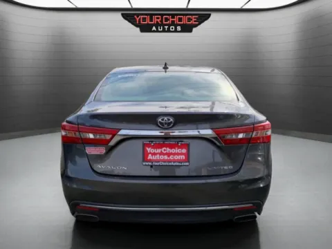 More photos of 2018 Toyota Avalon Limited 4dr Sedan at Your Choice Autos - Crestwood, IL
