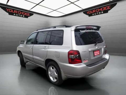 Another view of 2007 Toyota Highlander Sport AWD 4dr SUV w/3rd Row for sale in Crestwood, IL at Your Choice Autos - Crestwood