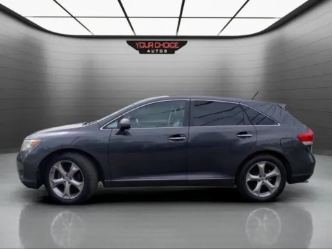 Photos of 2010 Toyota Venza AWD V6 4dr Crossover for sale in Crestwood, IL at Your Choice Autos - Crestwood