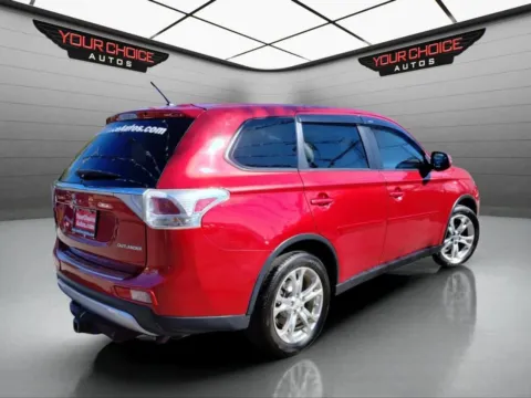 More photos of 2015 Mitsubishi Outlander SE at Your Choice Autos - Crestwood, IL