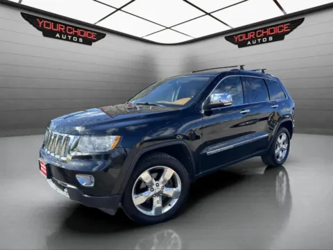 Black 2012 Jeep Grand Cherokee Overland Summit for sale in Crestwood, IL