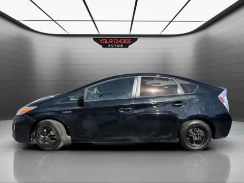 Photos of 2014 Toyota Prius Four 4dr Hatchback for sale in Crestwood, IL at Your Choice Autos - Crestwood
