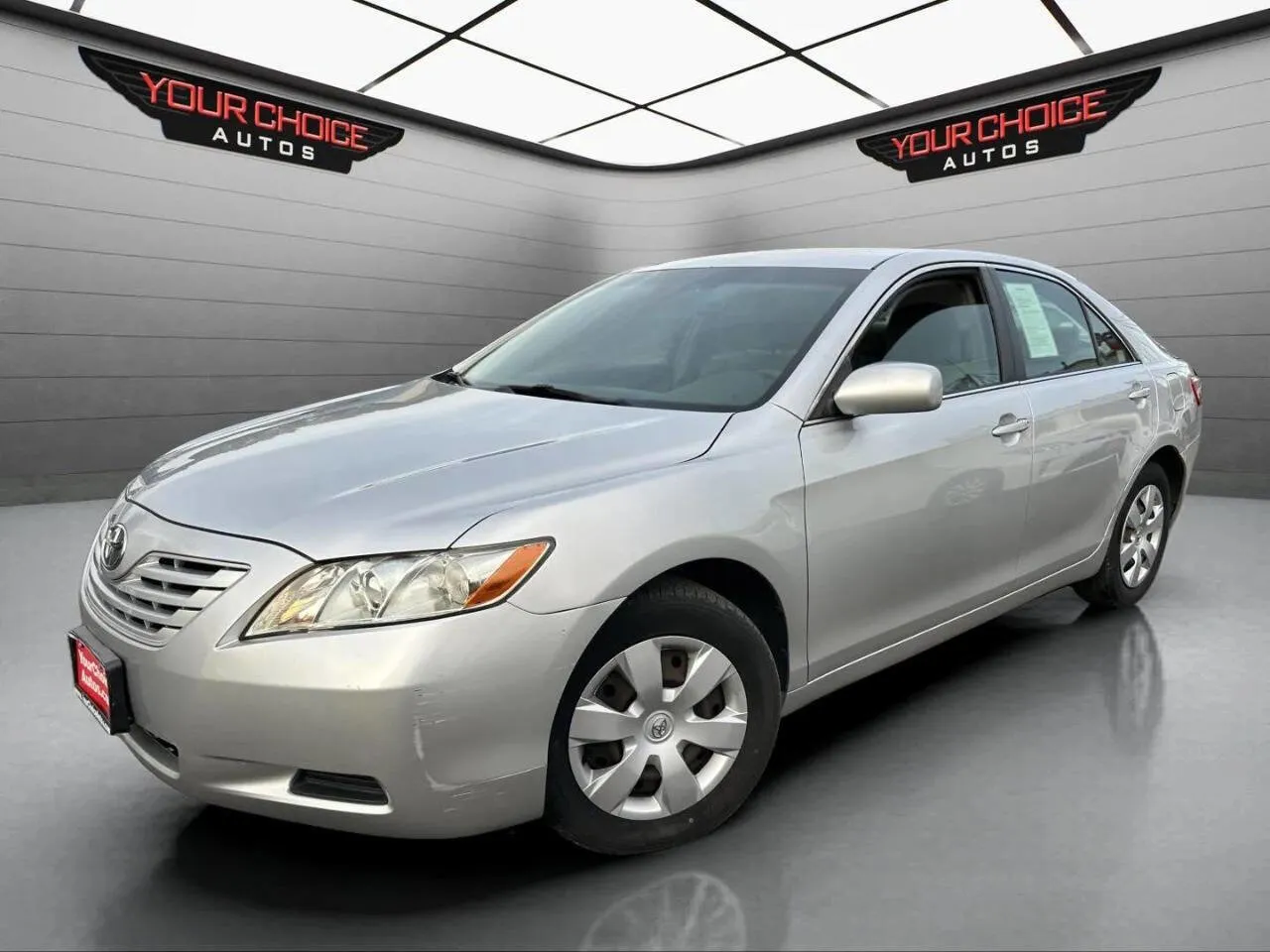 Silver 2009 Toyota Camry Base 4dr Sedan 5A for sale in Crestwood, IL