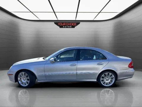 Photos of 2007 Mercedes-Benz E-Class 3.5L for sale in Crestwood, IL at Your Choice Autos - Crestwood