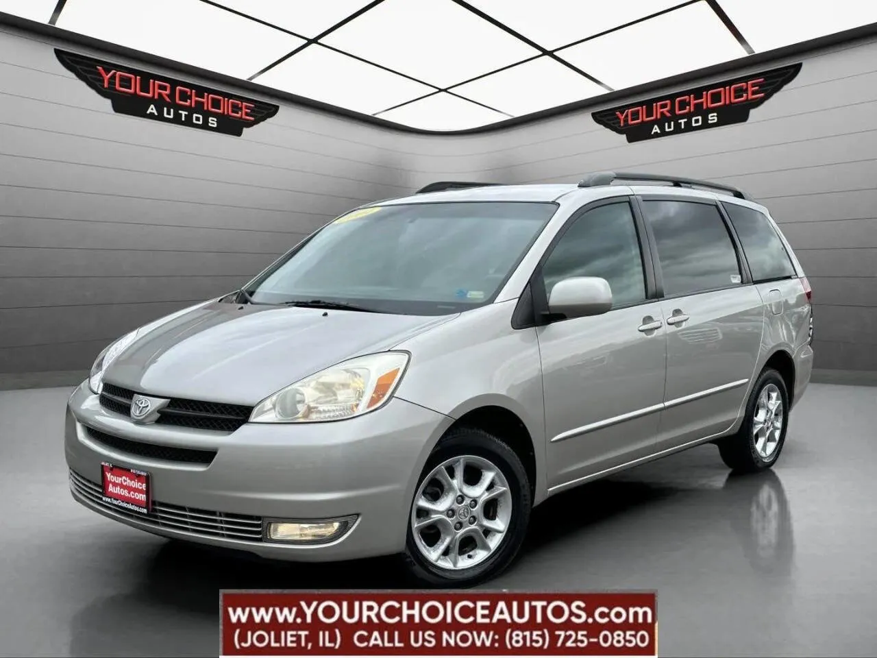 Gray 2004 Toyota Sienna XLE Limited 7 Passenger AWD 4dr Mini Van for sale in Joliet, IL