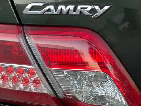 More photos of 2010 Toyota Camry LE 4dr Sedan 6A at Your Choice Autos - Joliet, IL