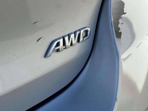 More photos of 2009 Toyota Venza AWD V6 4dr Crossover at Your Choice Autos - Joliet, IL