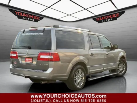 More photos of 2008 Lincoln Navigator L Base 4dr SUV 4WD at Your Choice Autos - Joliet, IL