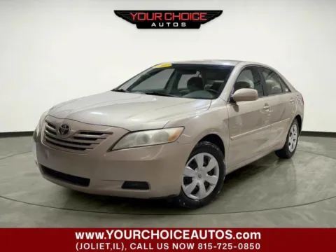 Beige 2007 Toyota Camry LE 4dr Sedan (2.4L I4 5A) for sale in Joliet, IL