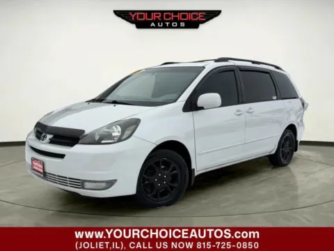 White 2005 Toyota Sienna XLE 7 Passenger 4dr Mini Van for sale in Joliet, IL