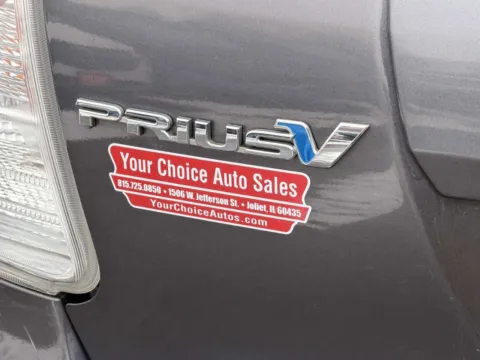 More photos of 2017 Toyota Prius v Five 4dr Wagon at Your Choice Autos - Joliet, IL