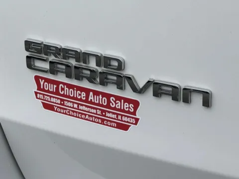 More photos of 2017 Dodge Grand Caravan SE Plus at Your Choice Autos - Joliet, IL