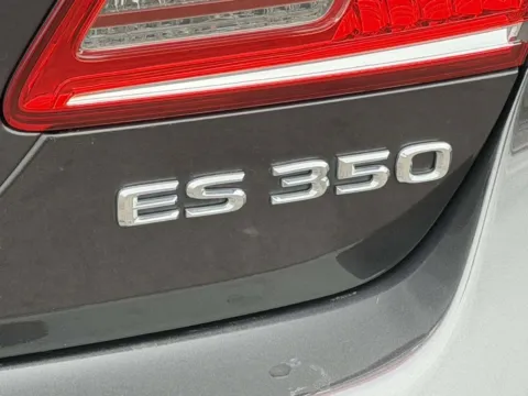 More photos of 2011 Lexus ES 350 Base 4dr Sedan at Your Choice Autos - Joliet, IL