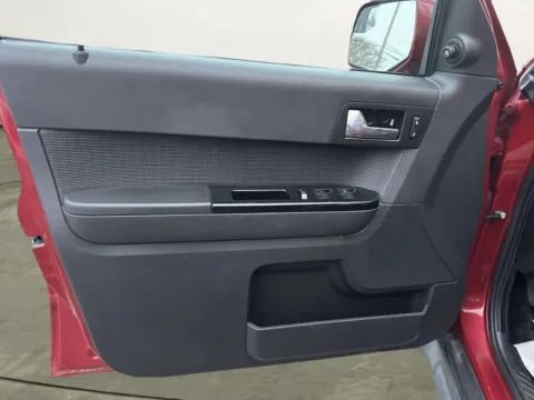 Photos of 2011 Ford Escape Limited for sale in Joliet, IL at Your Choice Autos - Joliet