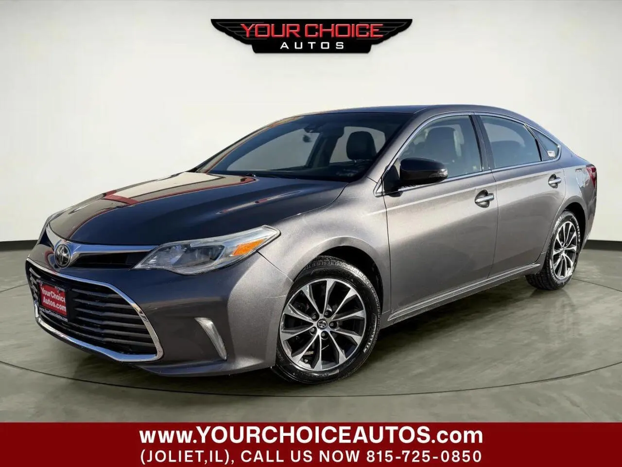 Gray 2018 Toyota Avalon XLE 4dr Sedan for sale in Joliet, IL