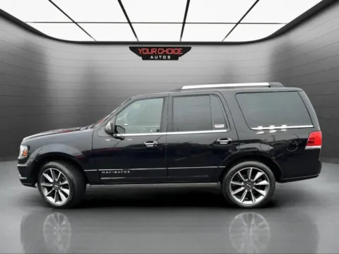 Photos of 2017 Lincoln Navigator Reserve for sale in Joliet, IL at Your Choice Autos - Joliet