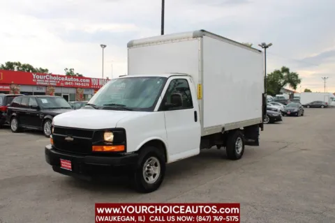 White 2016 Chevrolet Express Commercial Cutaway 3500 2dr 139 in. WB Cutaway Chassis w/1WT for sale in Joliet, IL
