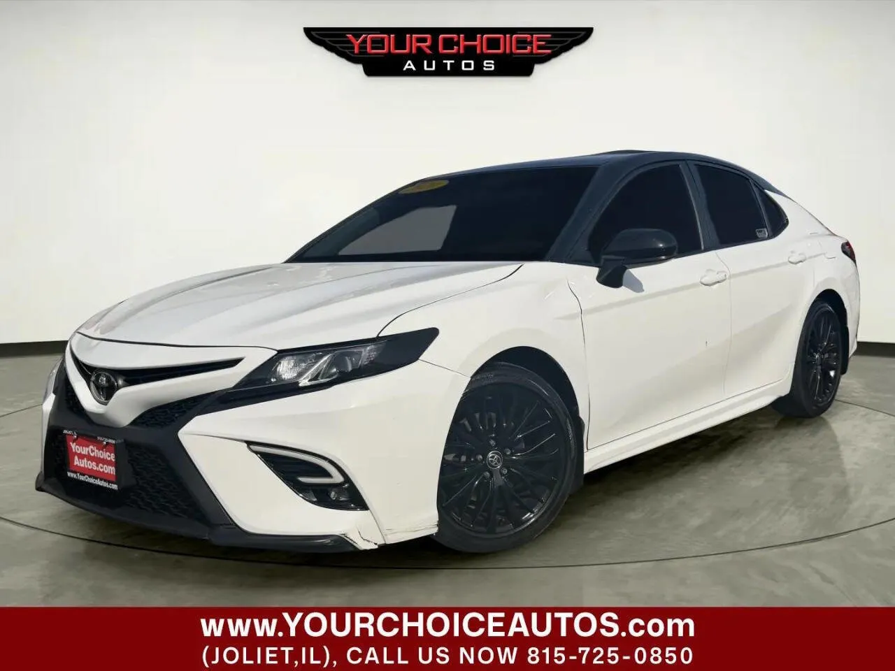 White 2020 Toyota Camry SE 4dr Sedan for sale in Joliet, IL