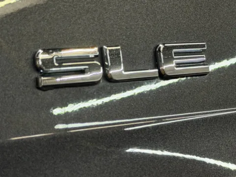 Another view of 2018 GMC Yukon SLE for sale in Joliet, IL at Your Choice Autos - Joliet