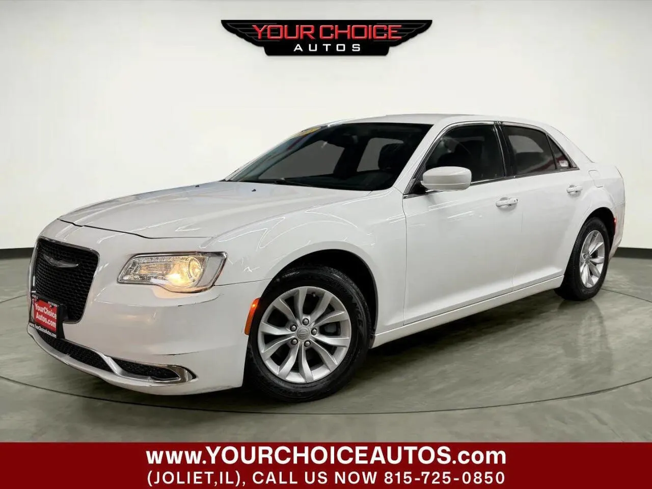 White 2015 Chrysler 300 Limited for sale in Joliet, IL