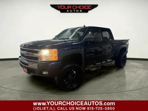 Blue 2010 Chevrolet Silverado 1500 LT for sale in Joliet, IL