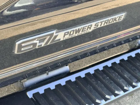 More photos of 2023 Ford Super Duty F-350 DRW XL 4x4 4dr Crew Cab 8 ft. LB DRW Pickup at Your Choice Autos - Joliet, IL