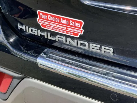 More photos of 2023 Toyota Highlander Platinum 4dr SUV at Your Choice Autos - Joliet, IL