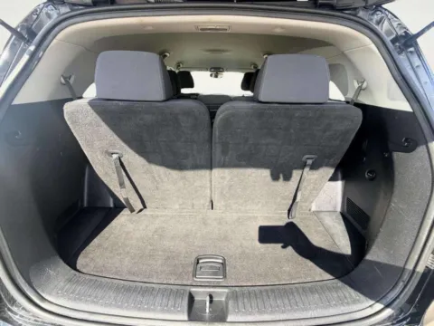 More photos of 2018 Kia Sorento LX at Your Choice Autos - Joliet, IL