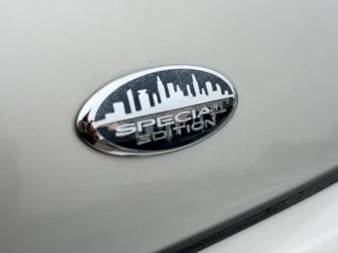 More photos of 2005 Buick Park Avenue Base 4dr Sedan at Your Choice Autos - Joliet, IL