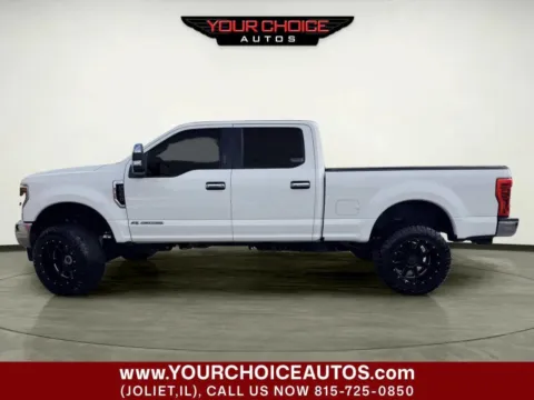 Another view of 2019 Ford Super Duty F-350 SRW XLT 4x4 4dr Crew Cab 6.8 ft. SB SRW Pickup for sale in Joliet, IL at Your Choice Autos - Joliet