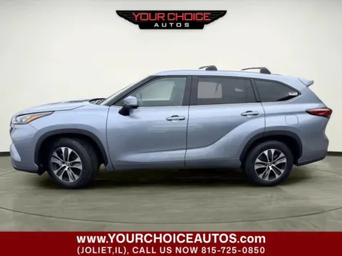 Photos of 2020 Toyota Highlander XLE for sale in Joliet, IL at Your Choice Autos - Joliet