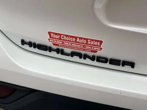 More photos of 2023 Toyota Highlander L 4dr SUV at Your Choice Autos - Joliet, IL