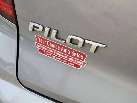 More photos of 2019 Honda Pilot EX at Your Choice Autos - Joliet, IL