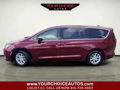 Photos of 2017 Chrysler Pacifica Touring for sale in Joliet, IL at Your Choice Autos - Joliet