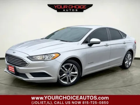 Silver 2018 Ford Fusion Hybrid SE for sale in Joliet, IL