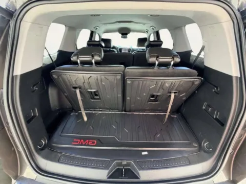 More photos of 2019 GMC Acadia SLT at Your Choice Autos - Joliet, IL