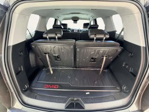 More photos of 2019 GMC Acadia SLT at Your Choice Autos - Joliet, IL