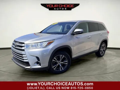 Silver 2019 Toyota Highlander LE AWD 4dr SUV for sale in Joliet, IL