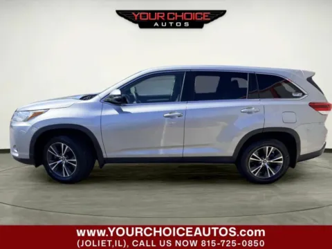 Photos of 2019 Toyota Highlander LE AWD 4dr SUV for sale in Joliet, IL at Your Choice Autos - Joliet