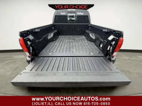 More photos of 2019 Toyota Tacoma TRD Off Road 4x4 4dr Double Cab 5.0 ft SB 6A at Your Choice Autos - Joliet, IL