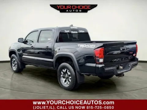 Another view of 2019 Toyota Tacoma TRD Off Road 4x4 4dr Double Cab 5.0 ft SB 6A for sale in Joliet, IL at Your Choice Autos - Joliet