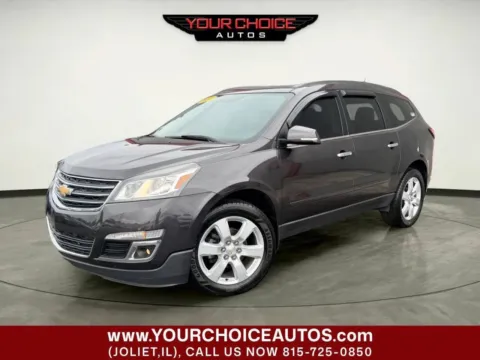 Gray 2017 Chevrolet Traverse LT for sale in Joliet, IL
