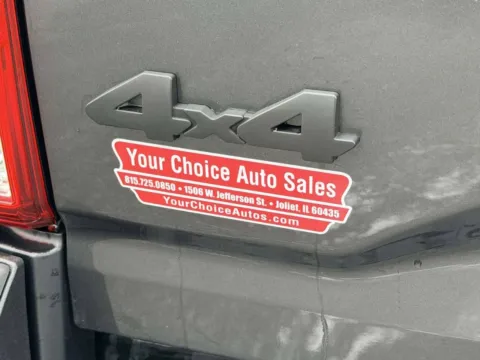 More photos of 2017 Toyota Tacoma SR5 V6 4x4 4dr Double Cab 5.0 ft SB at Your Choice Autos - Joliet, IL