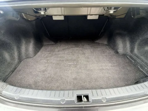 More photos of 2013 Toyota Corolla LE 4dr Sedan 4A at Your Choice Autos - Joliet, IL